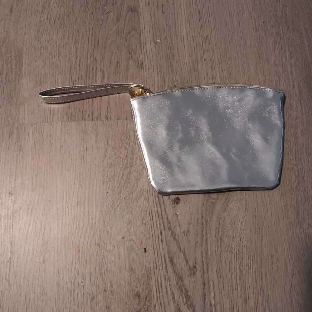 ipsy Silver Sparkle Wristlet